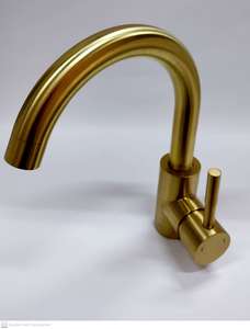 ברז לכיור רחצה ברבור בצבע זהב