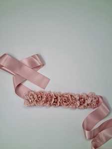 חגורת פרחים