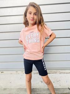 חולצה אוברסייז עם דפוס