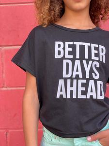 חולצה עם קשירה בגב