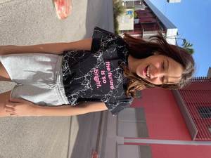 חולצה עם גומי במכפלת ודפוס