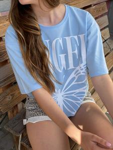 חולצה קרופ עם דפוס