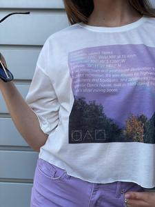 חולצה קרופ עם דפוס