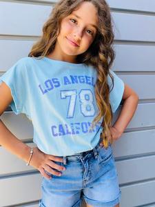 חולצה עם קשירה בגב