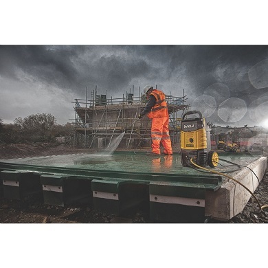 מכונת שטיפה DEWALT דגם DXPW003E