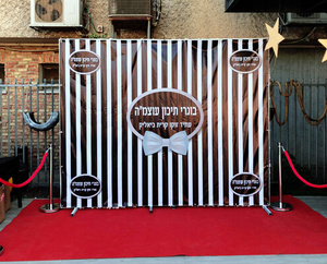 קיר הוליווד ענק