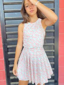 גופיה פרחונית