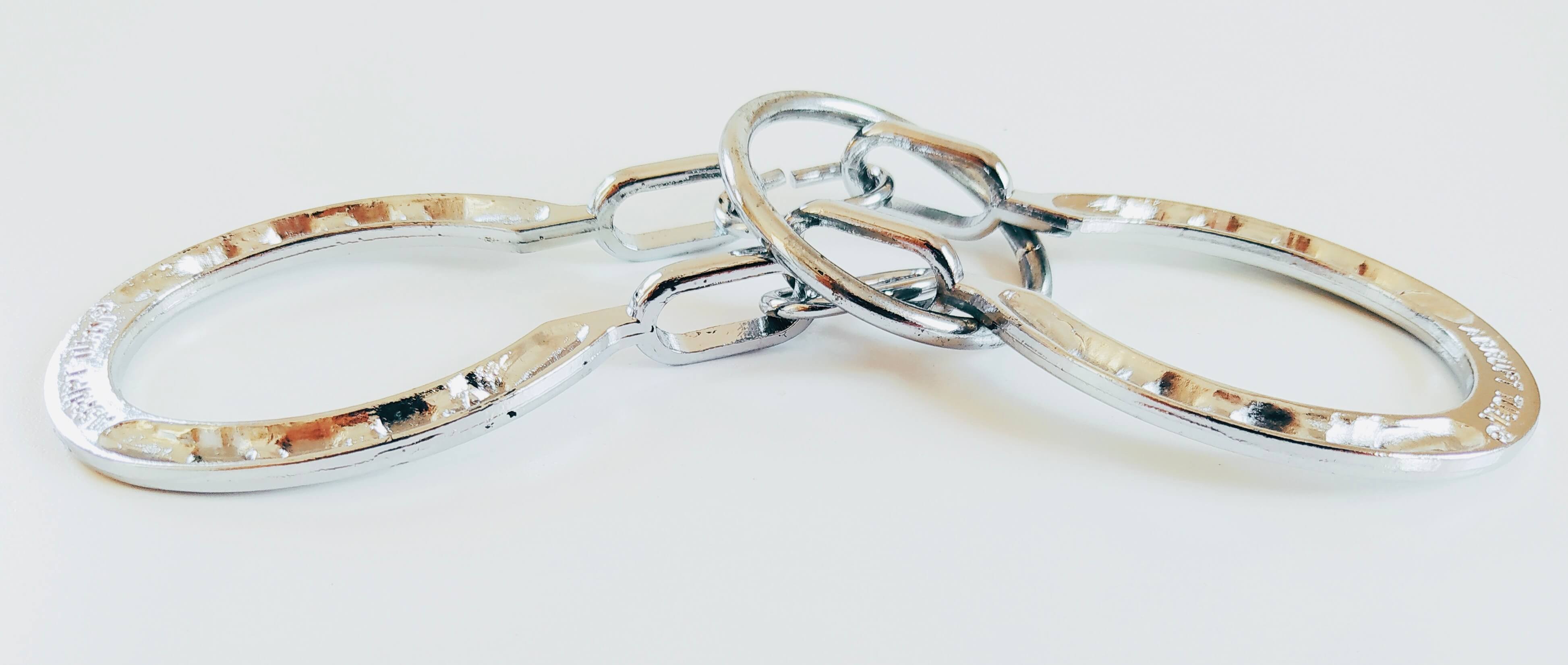 אזיקים מהודרים