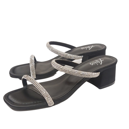  כפכפים פתוחים לנשים מצופה סאטן רצועות עם אבנים, בצבע שחור | 36-40 | ADISS 9135