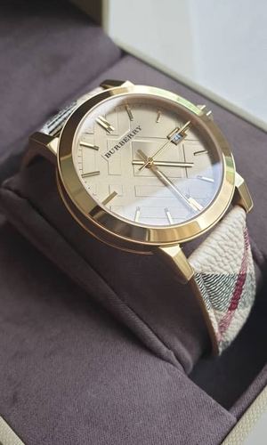 BURBERRY BU9026 מנגנון שווצרי