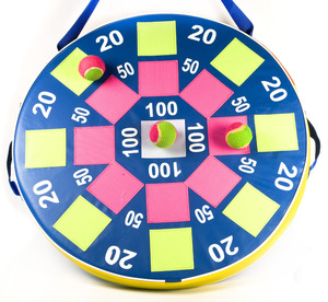 קליעה למטרה סקוטש עגול + 3 כדורים