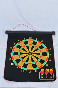 קליעה למטרה לוח חיצים מגנטי קטן