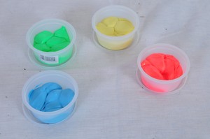 פלסטלינה רפואית-טרה פלאסט 85 גרם אדום - בינוני