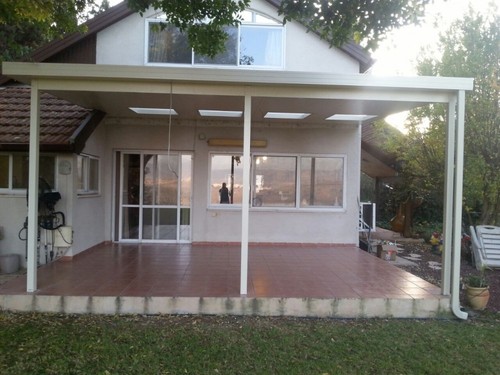 גג פאנל אלומיניום / סגירת מרפסת משולבת חלונות גג