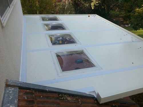 גג פאנל אלומיניום / סגירת מרפסת משולבת חלונות גג