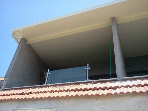 פרויקט לדוגמא – גג סגירת מרפסת לטובת חדרי אמבטיה