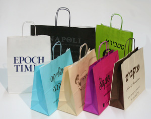 שקיות נייר מודפסות בכמות של החל מ-500 יח' מגודל