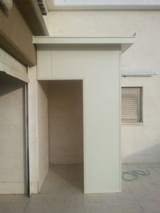 סגירת מרפסת משלבת חלונות