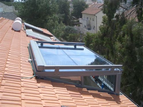 פרגולה חשמלית מדגם: סוכך מסילות 