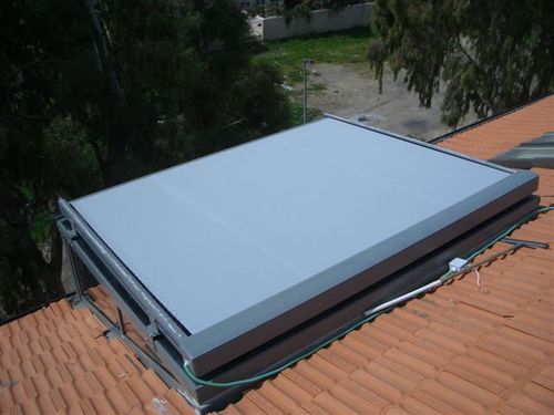 פרגולה חשמלית מדגם: סוכך מסילות 